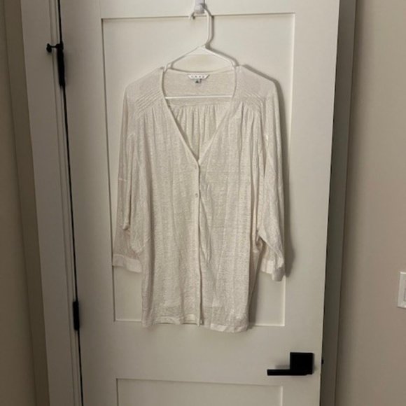 Cabi Large Sweetheart Topper - Picture 2 of 5